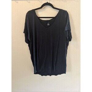 Torrid Solid Black V Neck Plus Size 3/3x
